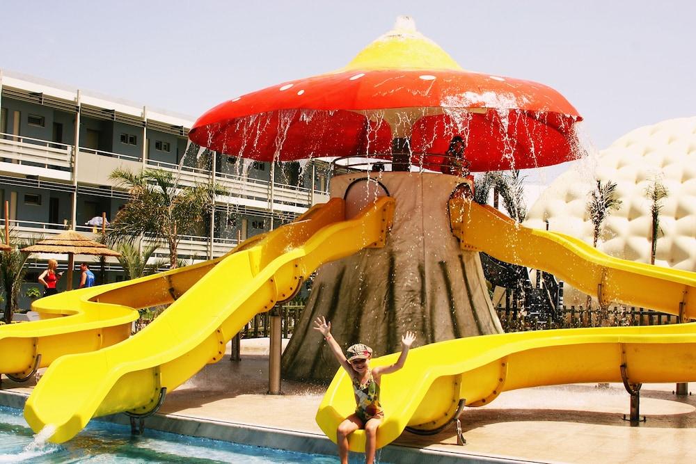 Blue Lagoon Resort Lambi  Exterior foto